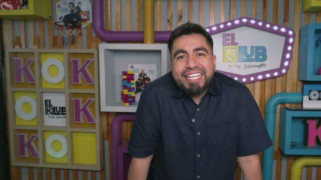 Jhovanoty dirige el programa de las mañanas de la emisora La Kalle.