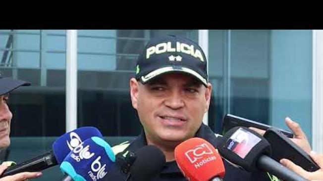 El general Carlos Oviedo explicó lo sucedido por el asesinato de una mujer, al parecer, por su hijo.