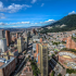 Vista de gran angular de Bogotá, capital de Colombia.
