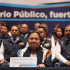 La fiscal general de Guatemala, Consuelo Porras Argueta, en una rueda de prensa en compañía de jueces y fiscales.