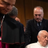 El alcalde de Cali, Alejandro Eder, con el Papa Francisco, en El Vaticano.