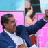 Fotografía cedida por Palacio Miraflores del presidente de Venezuela, Nicolás Maduro durante la transmisión de su programa semanal de televisión