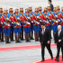 El presidente de Rusia, Vladímir Putin, y el presidente de Mongolia, Ukhnaagiin Khurelsukh, durante una ceremonia oficial de bienvenida en Ulán Bator.