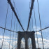 El Puente de Brooklyn es uno de los destinos predilectos por los visitantes y locales para recorrer durante el fin de semana.