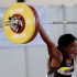 Lina Rivas compite en la prueba levantamiento de pesas 63kg.