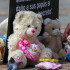 Protesta con juguetes en contra del abuso sexual de menores de edad.