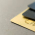 Las tarjetas de crédito tienen diferentes colores para distinguir los servicios entre una y otra.