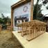 Las viviendas cuyos cimientos serán en bambú tendrán un tamaño de 56 metros cuadrados.