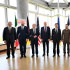 El presidente ucraniano Zelenski, rodeado de los líderes de las principales potencias en Hiroshima.