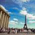 La emblemática Torre Eiffel de París regresó a la normalidad tras haber sido evacuada hoy.