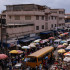 NYT: La inflación de Ghana supera el 40 por ciento, pero es inferior al 54 por ciento de enero. El mercado Makola en Accra.