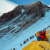 Muchos montañeros utilizan los espacios abiertos para defecar en los campamentos más altos del Everest.
