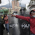 Bogotá 08 febrero 2024. Disturbios durante las protestas frente al Palacio de Justicia. Los Manifestantes son desalojados por la policía.