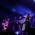 El cantante Gilberto Santa Rosa junto a toda su orquesta del 'Auténtico Tour', que estuvo en Bogotá el 24 de febrero de 2024.