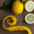 El limón contiene propiedades desodorantes y antibacterianas.
