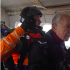 El hombre de 106 años saltó por tercera vez en paracaídas para recuperar el récord.