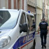 La policía cierra las calles aledañas a la sinagoga atacada en Rouen, Francia,