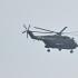 Un helicóptero militar chino sobrevuela la isla de Pingtan, el punto de China más cercano a la isla principal de Taiwán.