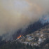 AME2164. QUITO (ECUADOR), 24/09/2024.- Fotografía de un incendio forestal este martes, en el sector de Guapulo en Quito (Ecuador). EFE/ José Jácome