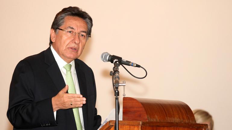 Néstor Humberto Martínez, fiscal general de la nación en el Club Colombia.