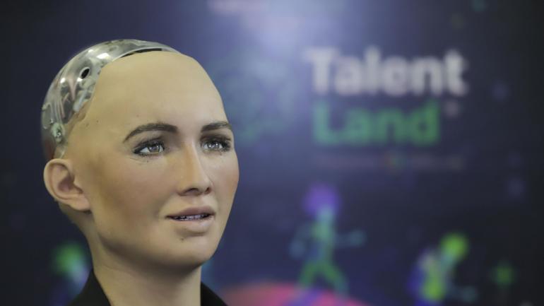 La robot, que funciona con inteligencia artificial, fue creada en Hong Kong en 2015.