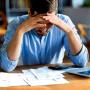 Las personas con finanzas más vulnerables tienen más probabilidades de sufrir efectos psicológicos negativos.