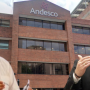 El presidente de Andesco, Camilo Sánchez; y el ministro de Minas y Energía Edwin Palma.