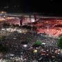 Aerial view of fans waiting for the mega-concert of US pop star Lady Gaga at Copacabana beach in Rio de Janeiro, Brazil on May 3, 2025. (Photo by Daniel RAMALHO / AFP)