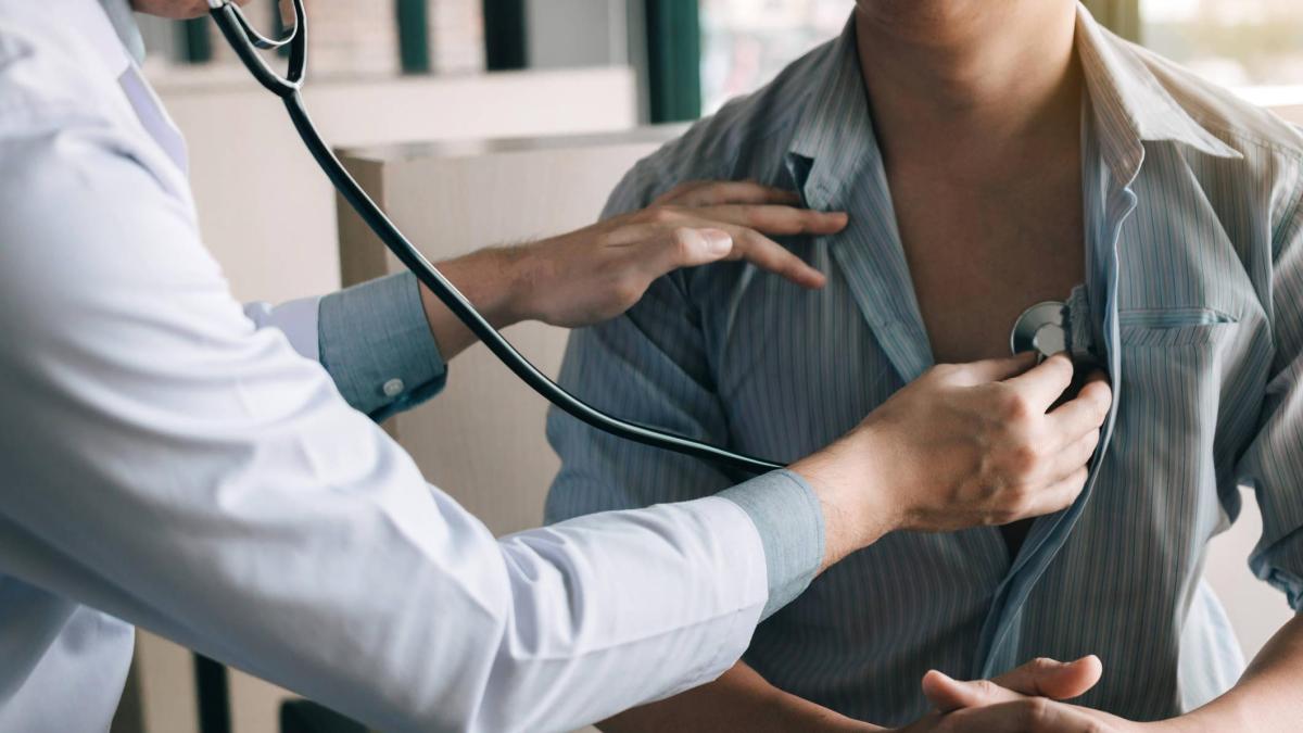 La nueva ley de Estados Unidos que dejaría sin cobertura de salud a millones