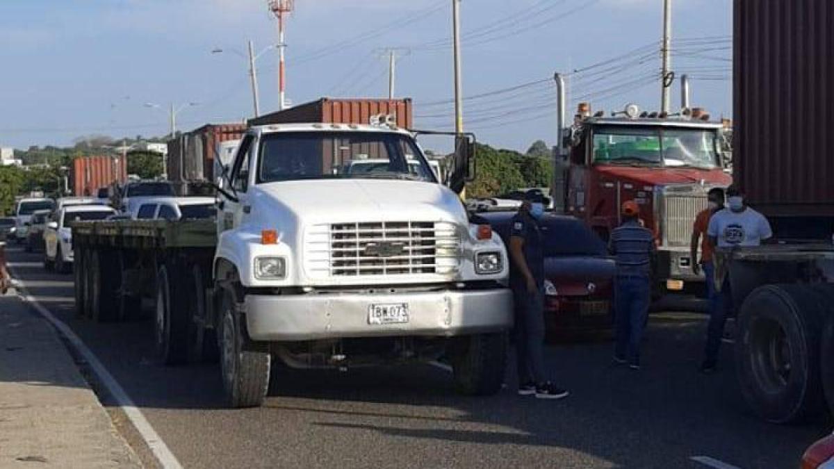 Estas serán las restricciones para camiones y tractomulas en las vías de Colombia durante el Fin de Año y puente de Reyes
