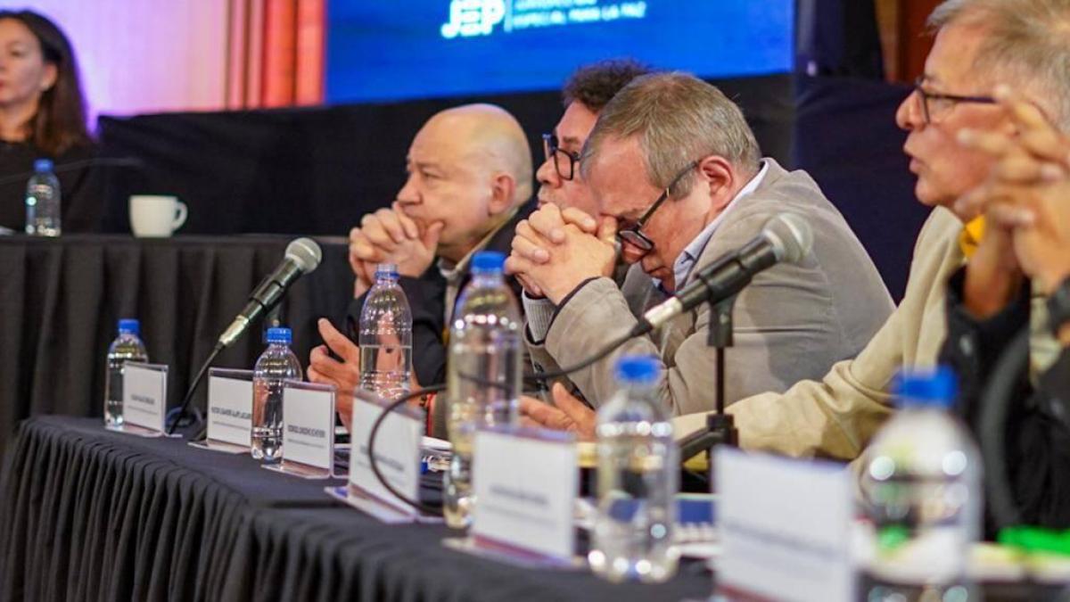 Exfarc'a ilk JEP yaptırımlarının uygulanmasına ilişkin sorular