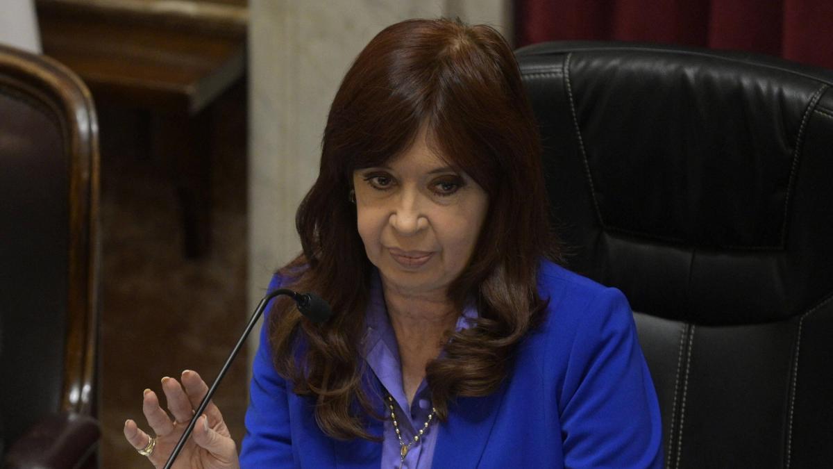 Procurador general de Argentina pedirá a la Corte Suprema 12 años de prisión para Cristina Kirchner, ¿qué sigue?