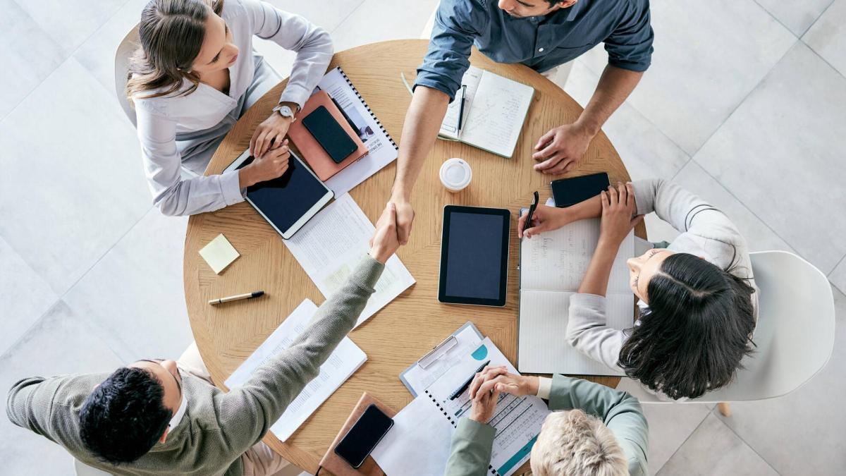 ¿Cuándo se reducirá la jornada laboral a 44 horas en Colombia? Pendiente de las fechas