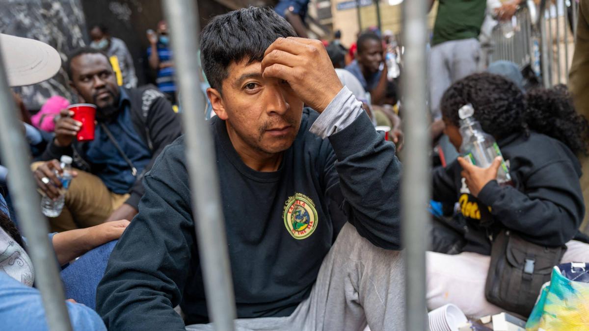 La mala noticia que recibieron estos inmigrantes latinos en EE. UU.