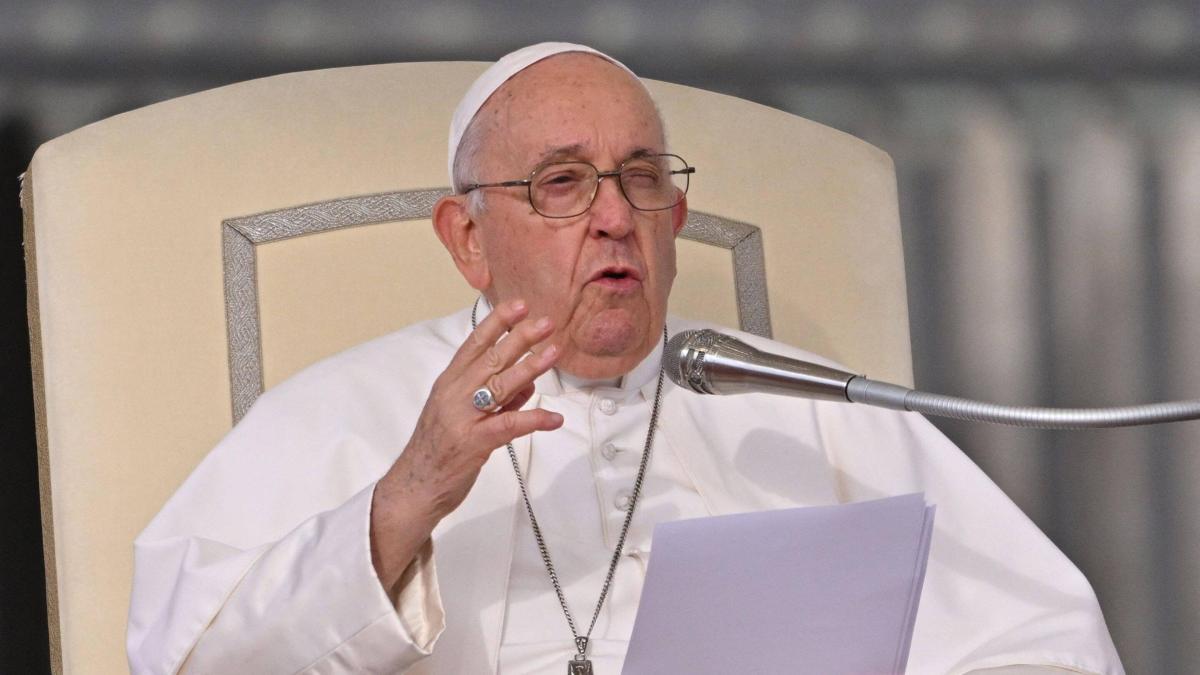 Publican uno de los últimos textos escritos por el papa Francisco: ‘Me conmueve ver a jóvenes que se aman’