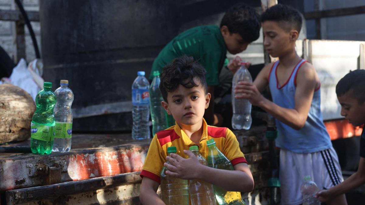 Estados Unidos pone en marcha un muelle flotante en Gaza para enviar ayuda humanitaria
