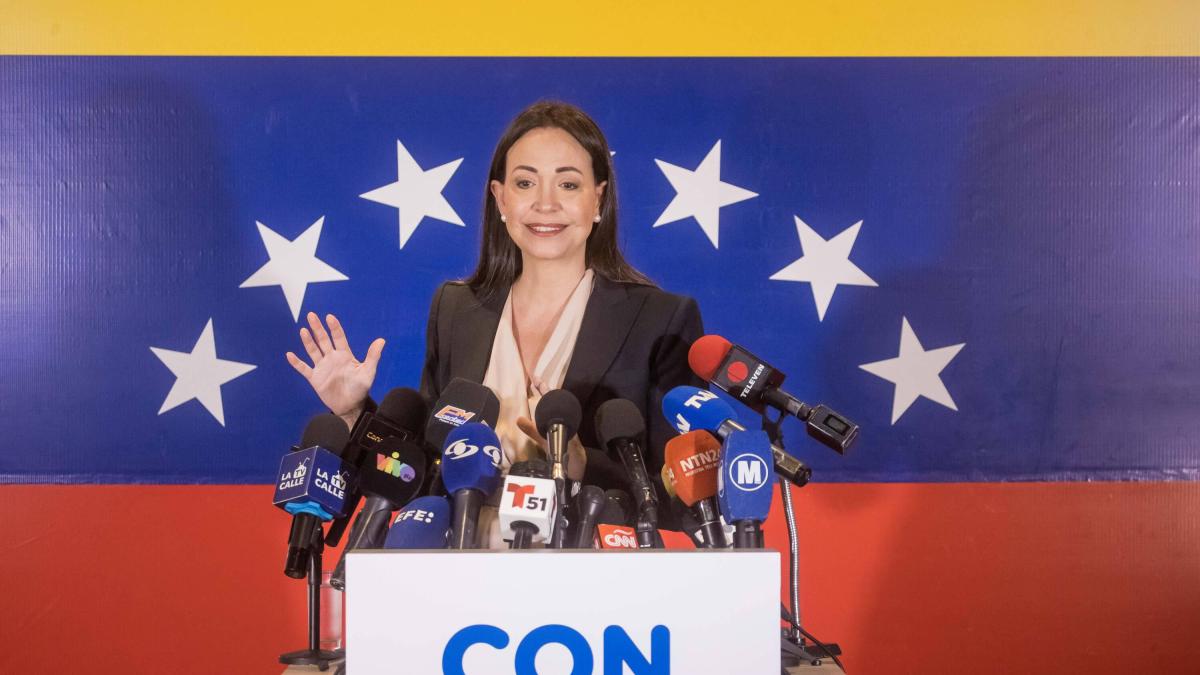 Javier Milei y María Corina Machado, entre las 100 figuras más influyentes de 2025, según Time: hay otros 5 latinos