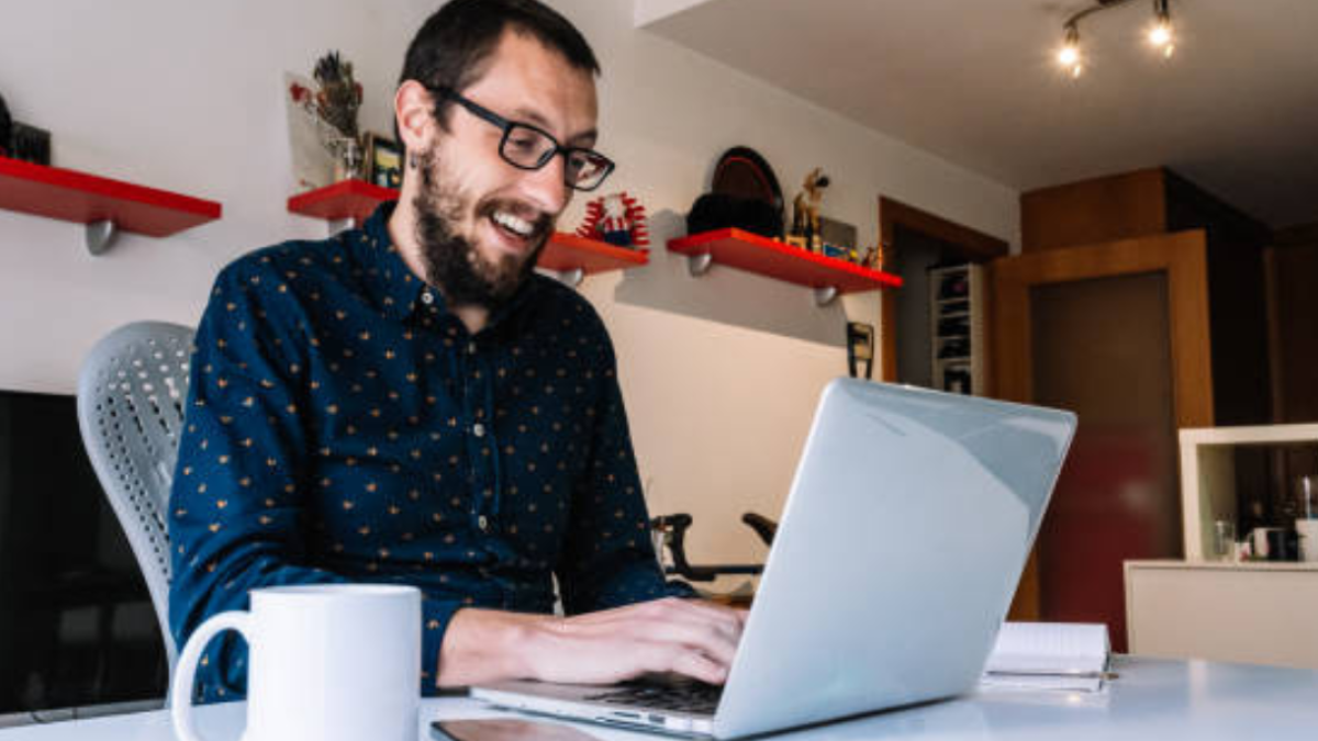 Seis de cada 10 empleados en Colombia prefieren el trabajo híbrido, estas son las razones, según estudio de Michael page