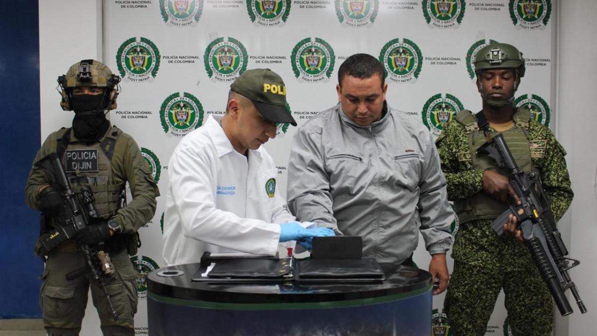 'Iván Mordisco'yu soyan 'Segunda Marquetalia' muhalifinin yakalanması