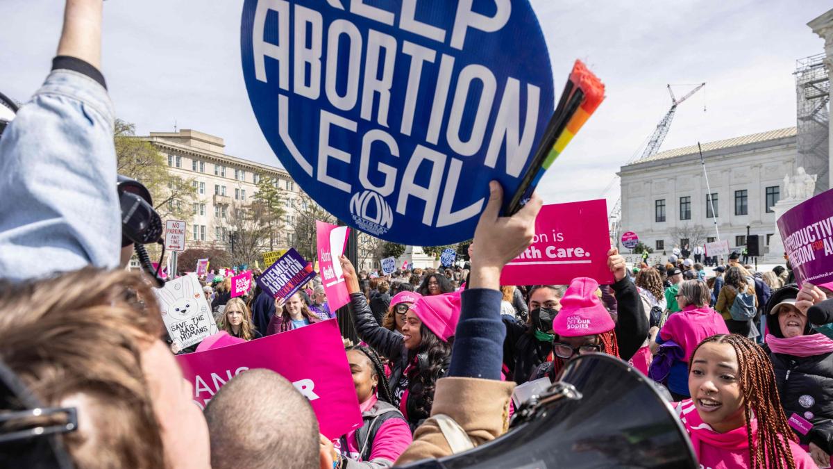 Hoy entra en vigor una regla sobre el aborto en Florida: ¿qué dice?