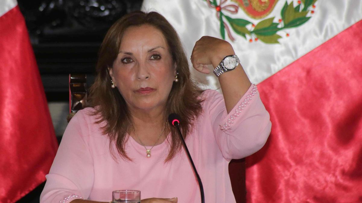 Una vuelta al mundo: en medio del escándalo por relojes de lujo, presidenta de Perú recibirá jugosa indemnización