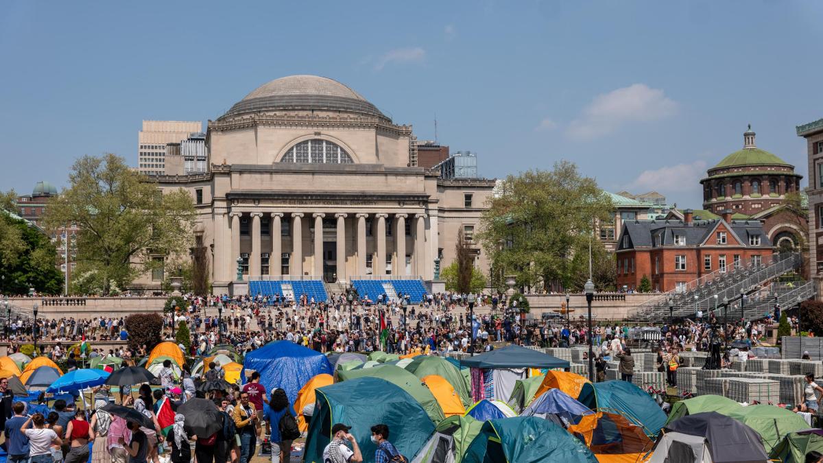 Universidad de Columbia lanza ultimátum a manifestantes propalestinos: deben desalojar o serán suspendidos