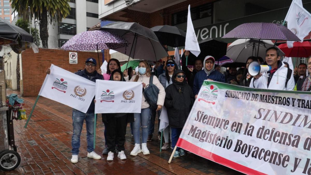 Las enfermedades que más afectan a los profesores en Colombia: principales causas de incapacidad y departamentos con mayor número de casos