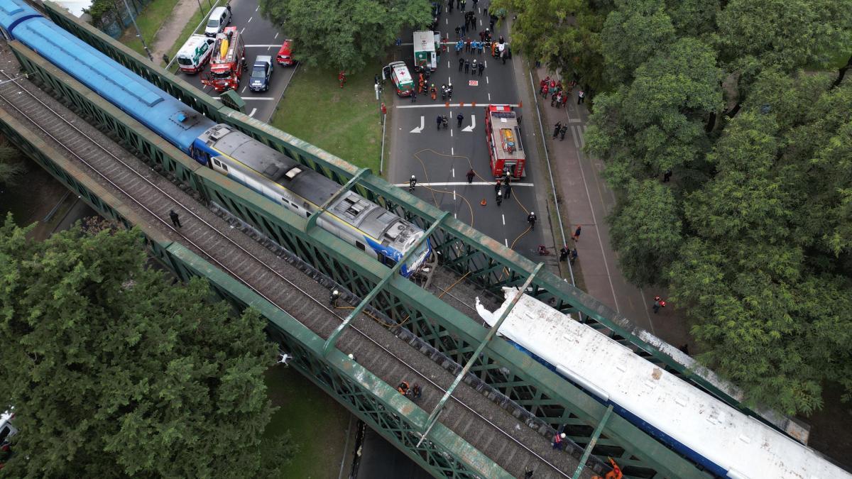Emergencia en Argentina: decenas de heridos tras choque de dos trenes en Buenos Aires