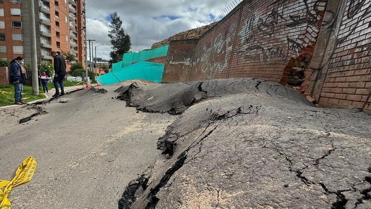 Más de 500 familias no pueden acceder a sus viviendas por colapso de un muro en el norte de Bogotá: ¿qué harán las autoridades?