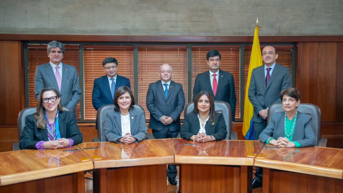 Hükümetin UPC'nin yeterliliğine ilişkin talebinin Anayasa Mahkemesi tarafından reddedilmesi