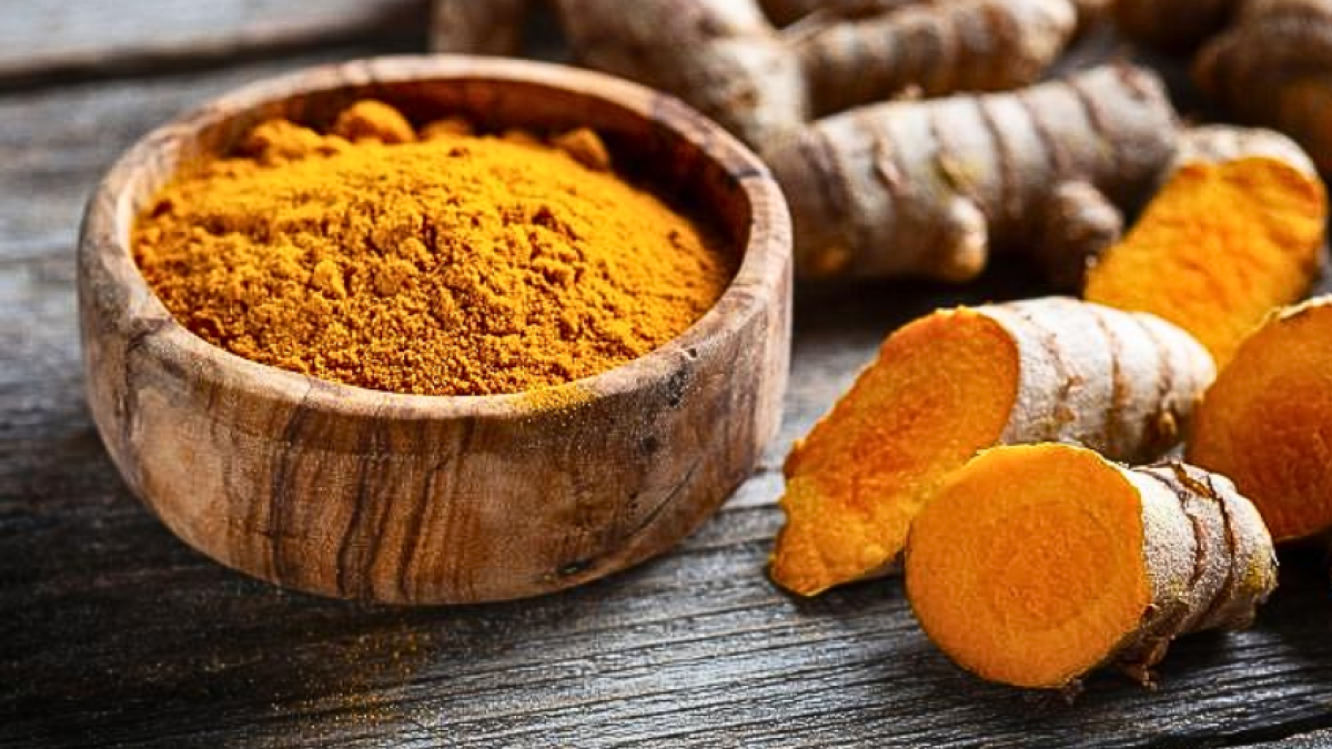 La leche de cúrcuma, una bebida tradicional con múltiples beneficios para la salud