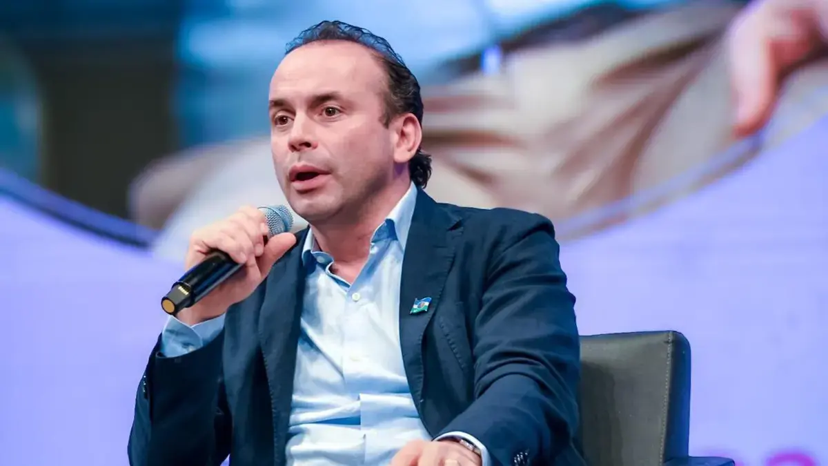 El alcalde Alejandro Eder reestructura su gabinete con miras a acelerar la recuperación de Cali y a dinamizar el plan 'Invertir para Crecer'