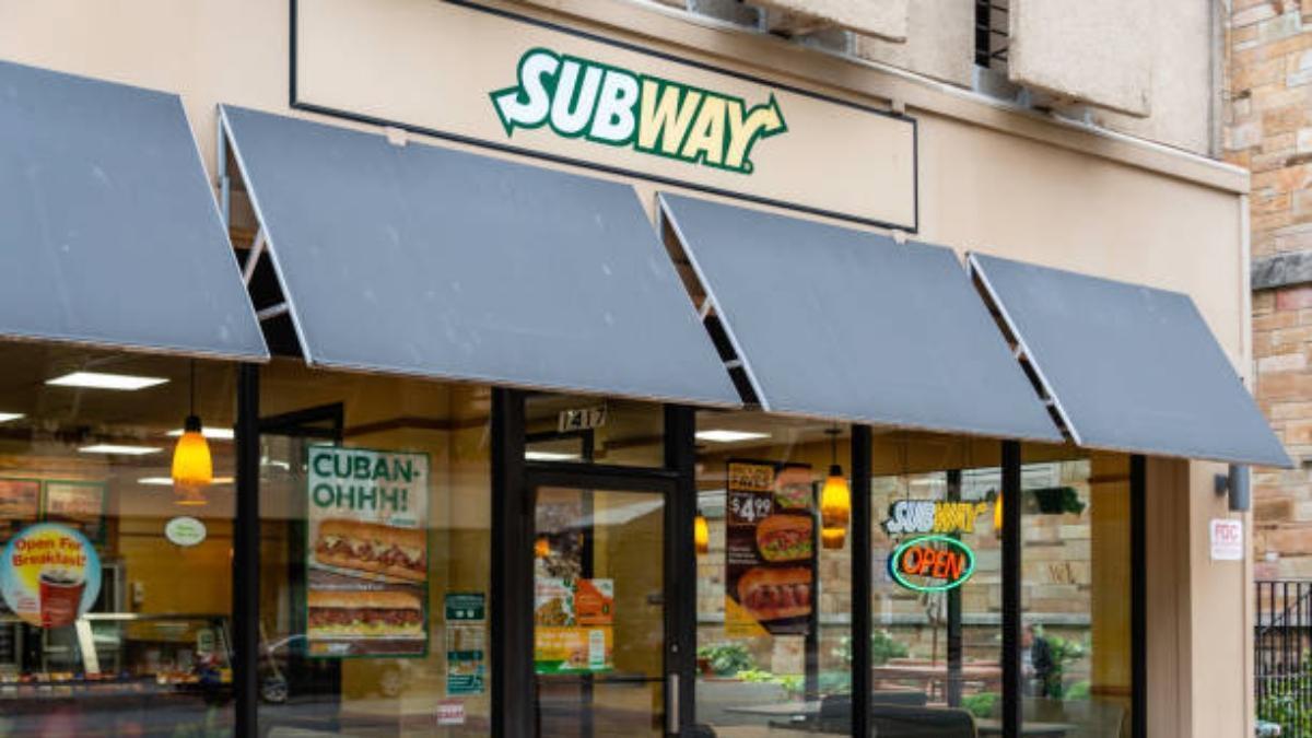 No hay vuelta atrás: Subway cierra más de 600 sucursales en Estados Unidos y llega a esta cifra preocupante