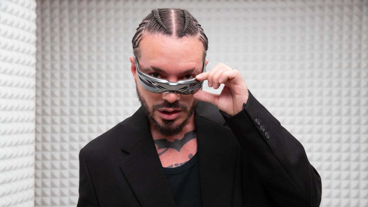J Balvin anuncia su tour 'Back to the Rayo 2025' por Canadá y Estados Unidos